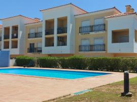 Apartamento piscina 5 minutos praia