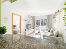 Center-Pool-Relax-2bed-PortAventura-AA9