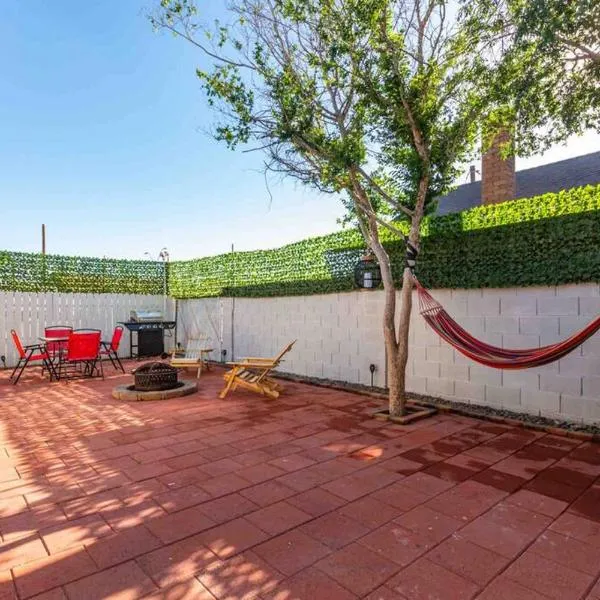 Your Downtown Studio With All Amenities Unit B