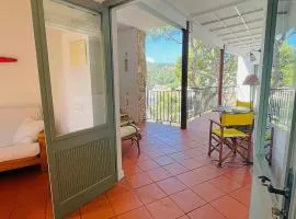 T3 · Charming seaside escape with stunning views