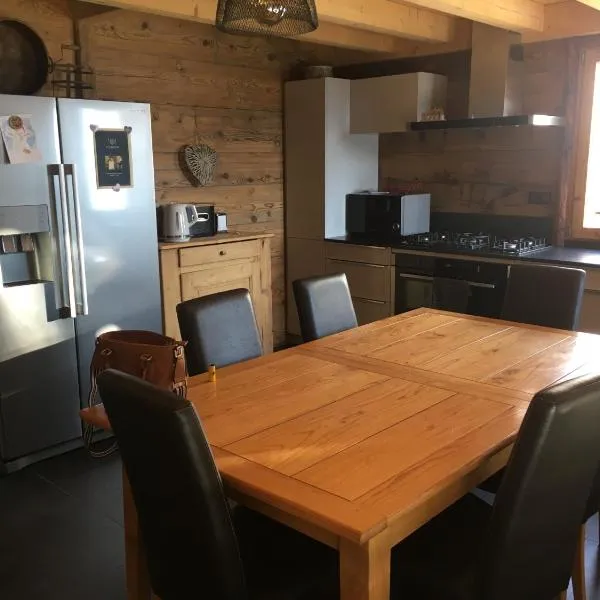 CHALET R & R