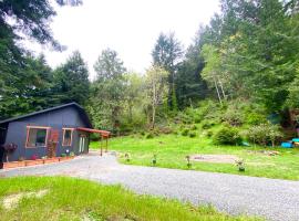 New, Modern, Country-feel, close to Arcata