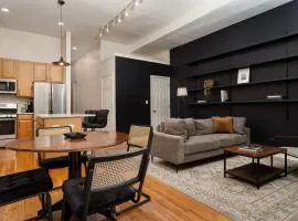 Flexhome Bucktown 2BR C2