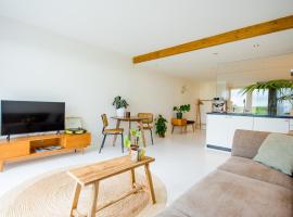 The Sunset Apartments


                    4 stars