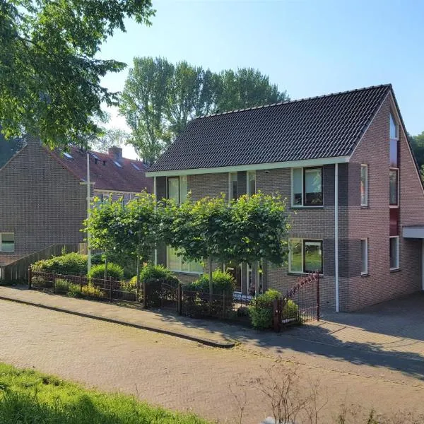 Holiday apartment with free parking Boven Jan Enkhuizen