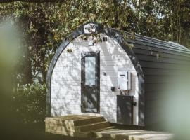 Carlton Manor Dog Friendly pods