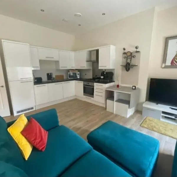Queen Street Quayside Apartment, NE1 Grade 2 Listed