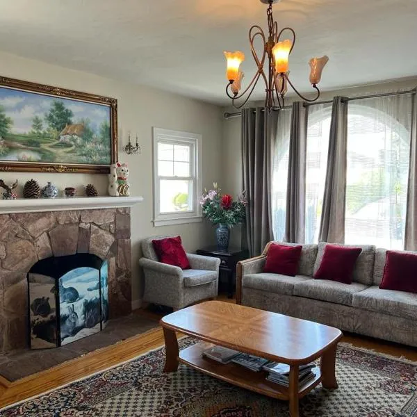 Cozy Affordable Private Rooms near Grand Ave Miller