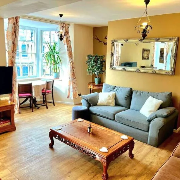Private Woody Apartment, 2 King Beds, Very Centre Stamford