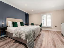 The Regent Aparthotel


                    3 stars