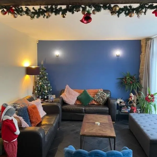 1 Coach House Mews - Matlock Bath