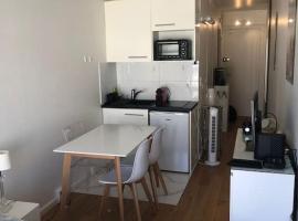 Nice flat St Germain en Laye centre 30 minutes to Paris