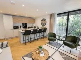 Aurora Heights by Grandeur Property